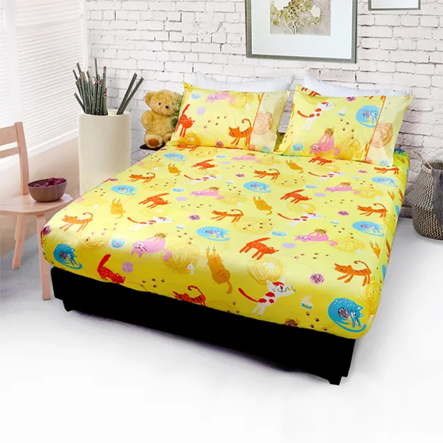 【FITNESS】精梳棉雙人床包+枕套三件組- 貓線球(藍色 粉色 黃色三色可供選擇)