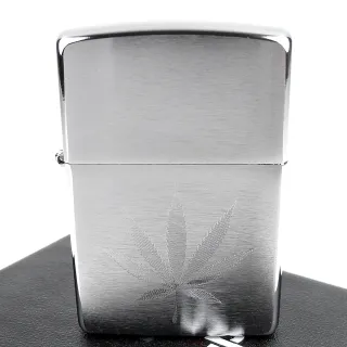 【Zippo】美系~Leaf Design-大麻葉圖案自動雕刻打火機