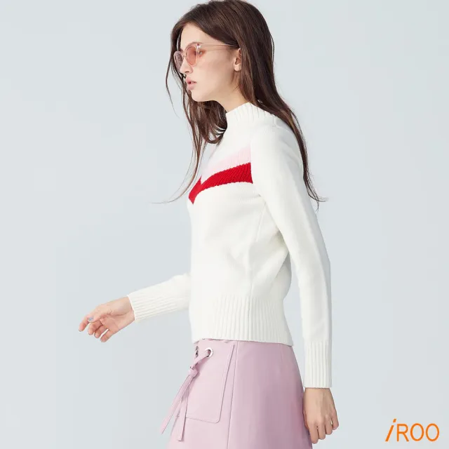 【iROO】微立領配色流行針織長袖上衣