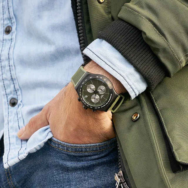 SWATCH】Irony 金屬Chrono系列手錶JUNGLE SNAKE(43mm) - momo購物網