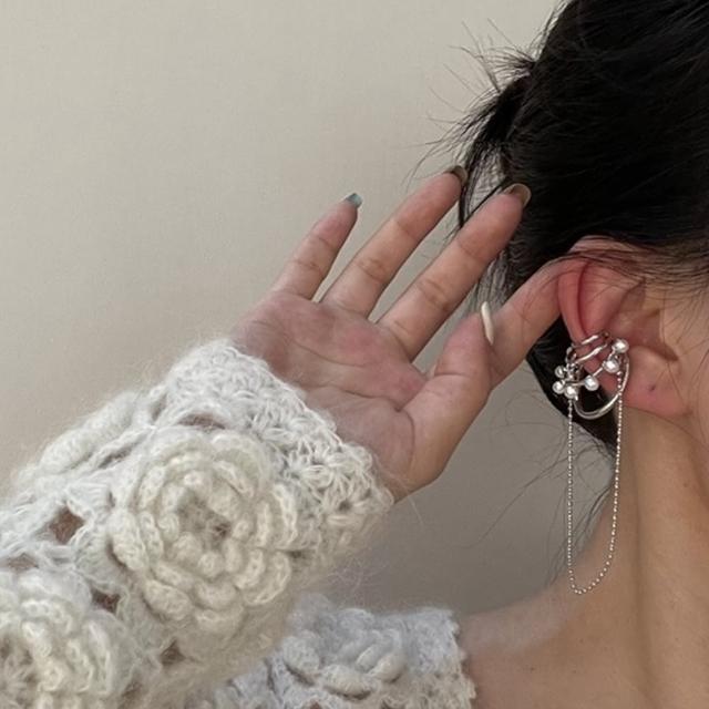 【Oni 歐妮】多層幾何珍珠流蘇 不對稱耳骨夾式耳環無耳洞耳扣(1個入)