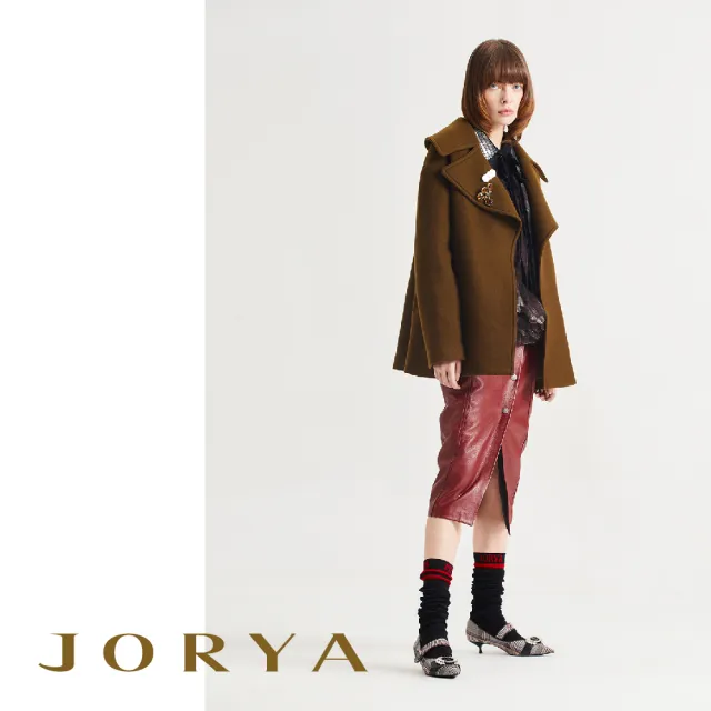 【JORYA】L1602303斜邊排釦微開衩羊皮窄版中長裙/