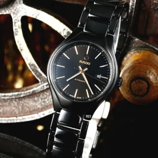 【Rado 雷達表】官方授權R6 True真我系列石英腕錶 30㎜黑陶瓷金標款-加高級錶盒(R27059162)