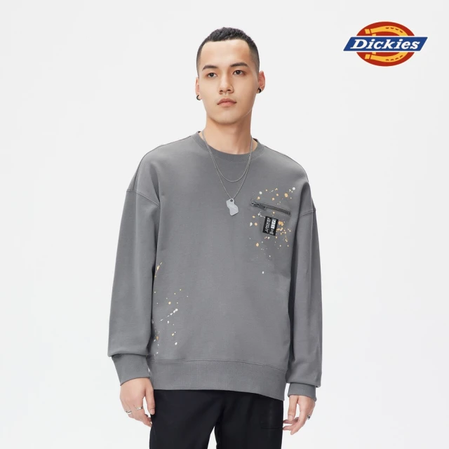 【Dickies】男款鐵灰色純棉左胸拉鍊口袋潑漆印花寬版大學T｜DK011053D68