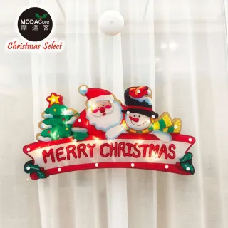 【摩達客】聖誕彩繪PVC片造型吊飾-老公雪人字牌款(電池燈+吸盤)