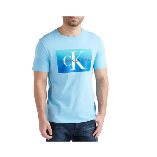 【Calvin Klein 凱文克萊】CK 圓領 印刷LOGO漸層變色 短袖 T恤 上衣 兩色(純棉短T)
