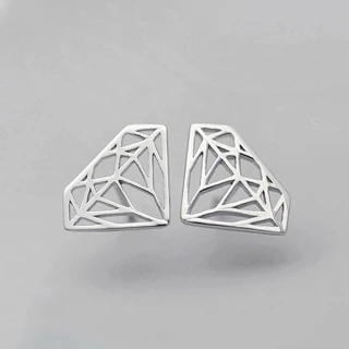 【Sayaka 紗彌佳】耳環 飾品  鏤空鑽石造型針式耳環