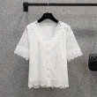 【KVOLL】現貨-玩美衣櫃優雅浪漫V領白色蕾絲排釦上衣M-4XL