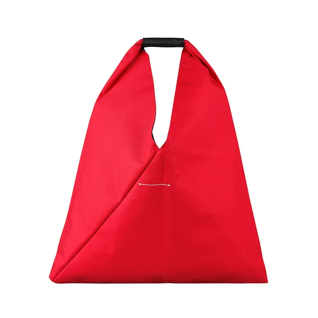 【MM6 MAISON MARGIELA】MM6 Maison Margiela x Eastpak聯名款標籤LOGO尼龍肩背三角包(紅)