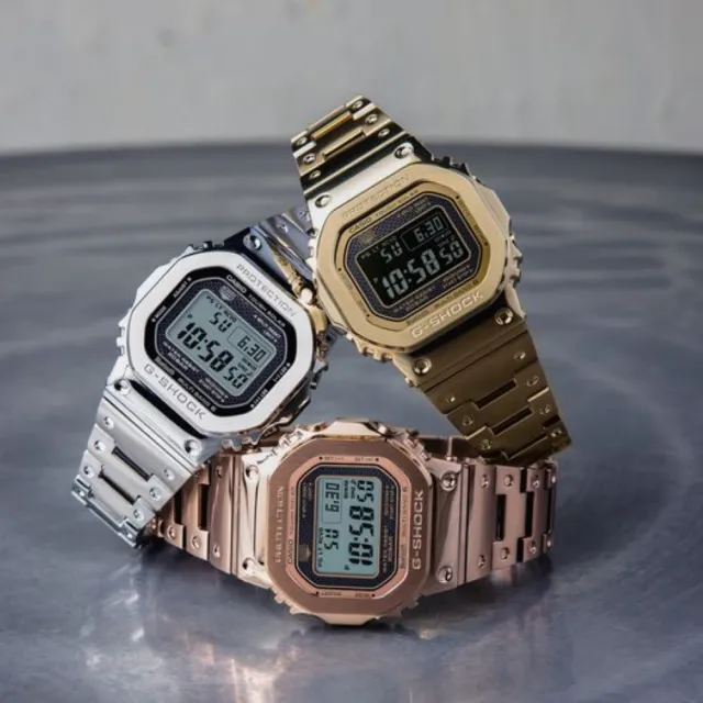 【CASIO 卡西歐】G-SHOCK 經典系列 全金屬 太陽能智慧 方形電子錶 金(GMW-B5000GD-9)