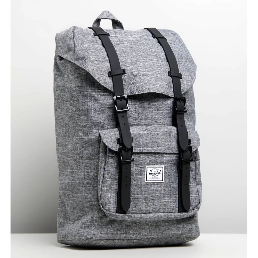 【Herschel】Little America 中型 灰黑 筆電夾層 大容量 帆布 背包 後背包(磁扣 橡膠帶)