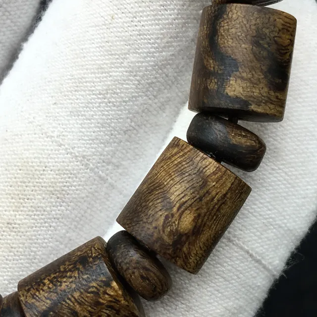 【桃花源創意工坊】柬埔寨菩薩棋奇楠沉隨形老料沉香手鍊(手鍊)