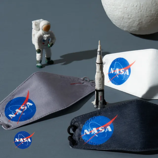 【BioMask杏康安】四層成人醫用口罩-NASA-太空Worm-紅-韓版立體-10入/盒(醫療級、韓版立體、台灣製造)