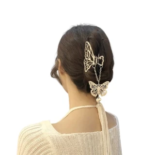 【Akiko Sakai】日系古典金屬鏤空立體蝴蝶垂墜愛心造型髮抓夾