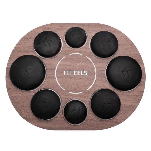 ELEEELS S1 肩頸按摩機專為背部設計，內建溫熱功能有效舒緩肌肉疲勞與肩頸痠痛。尺寸31.9x24.8x4.4cm，重量2kg，採用充電式電源，消耗功率48W，無遙控器操作簡易。黑色系外觀時尚，產地中國，1年保固，提供個人衛生用品級品質，助您輕鬆放鬆日常壓力。