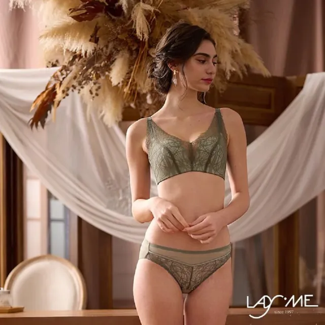 【LadyMe】法式低喃-蘿勒綠 A-E罩杯(無鋼圈內衣成套)