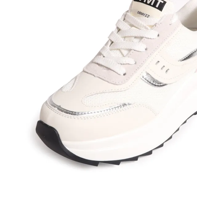 【KOKKO 集團】超舒適厚底隱形內增高休閒鞋(銀色)