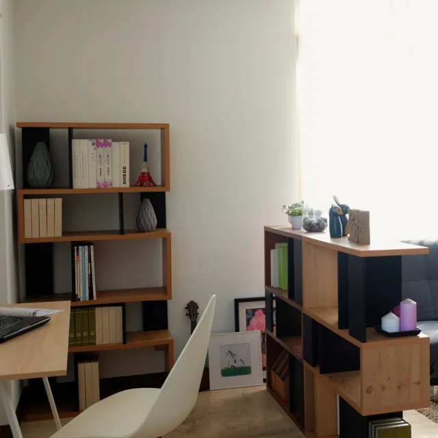 【EASY HOME】台灣製 -厚板三層收納展示書櫃-工業胡桃色+黑色(書櫃 收納櫃 置物櫃 書本收納 展示櫃)
