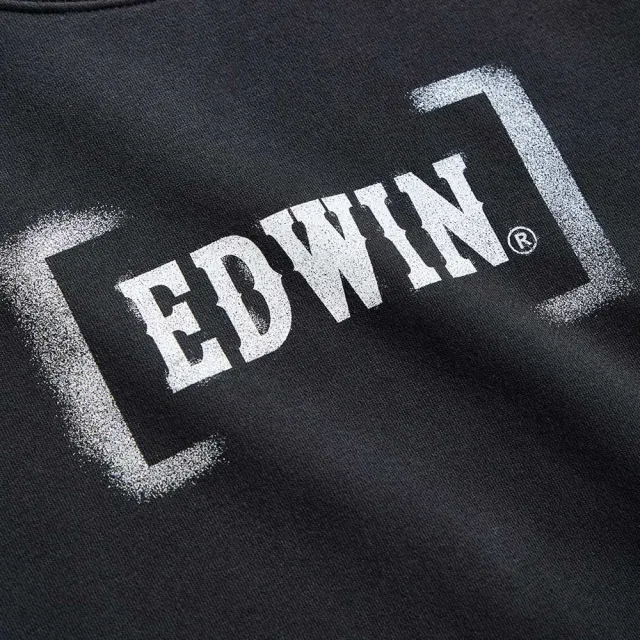【EDWIN】男裝 人氣復刻款 噴漆LOGO厚長袖T恤(黑色)