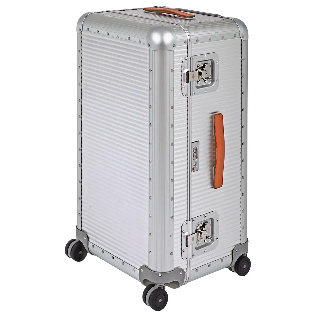 【FPM MILANO】BANK Moonlight系列 28吋運動行李箱 月光銀 -平輸品(A1506515826)