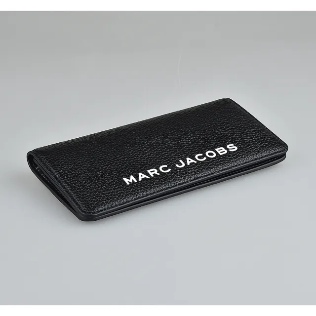 【MARC JACOBS 馬克賈伯】MARC JACOBS THE BOLD白字LOGO荔枝紋牛皮釦式長夾(黑)