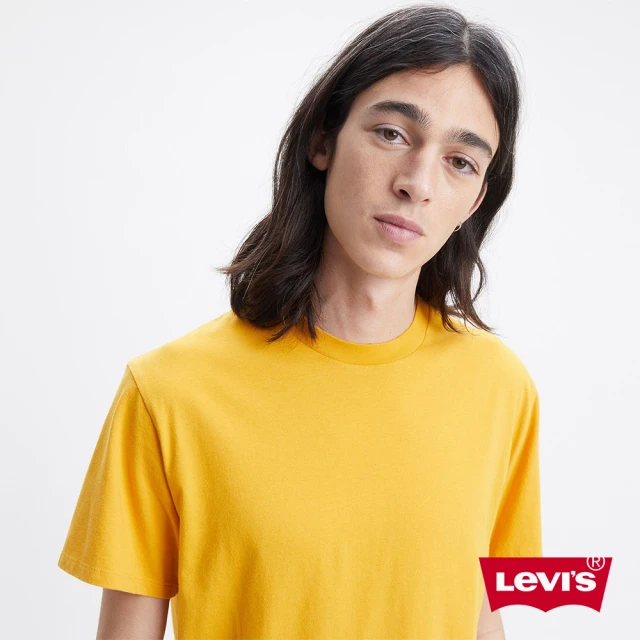 【LEVIS 官方旗艦】Gold Tab金標系列 男款 寬鬆版短袖素T恤 香橙黃 熱賣單品 A3757-0005