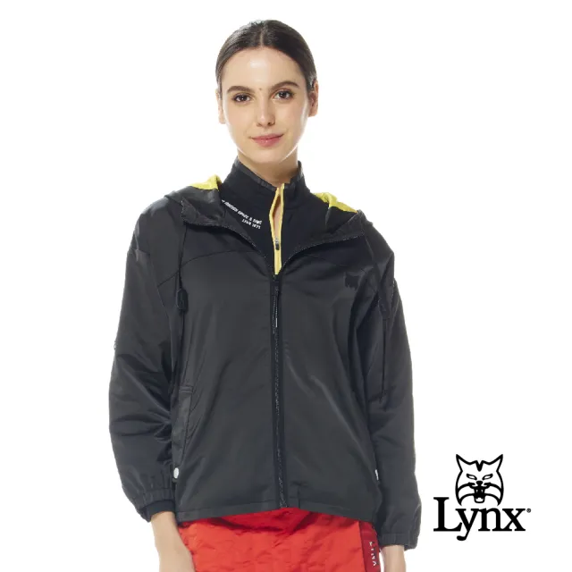 【Lynx Golf】首爾高桿風格！女款防潑水保暖織帶配布剪裁D型環設計拉鍊口袋長袖連帽外套(二色)