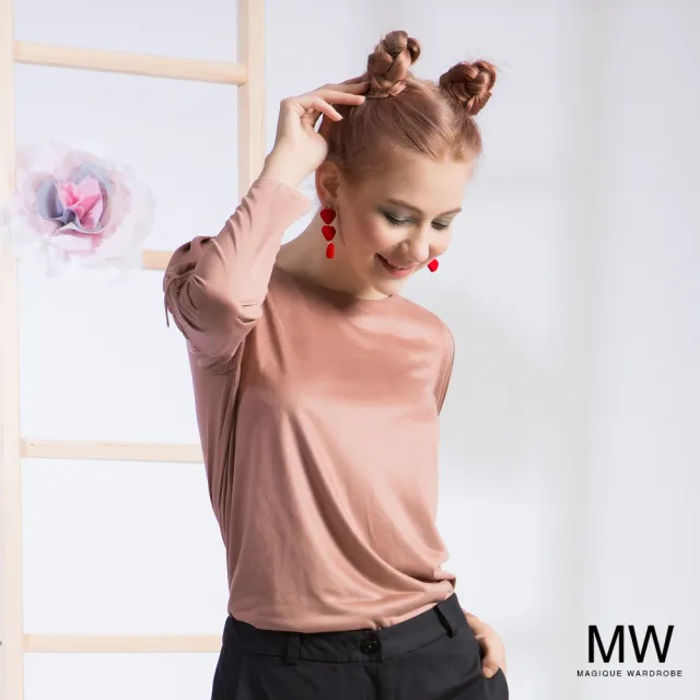 【MAGIQUE WARDROBE】圓領造型綁帶長袖上衣(中粉)
