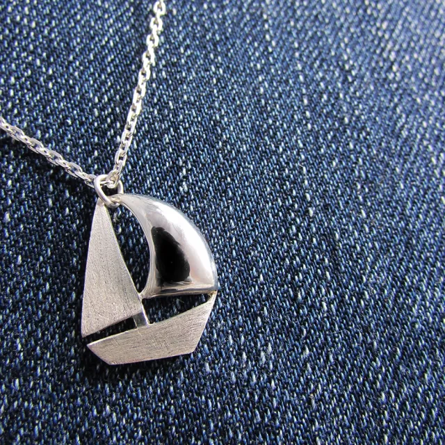 【mittag】sailboat necklace_帆船項鍊(一帆風順的祝福 升學考 出國留學的禮物)