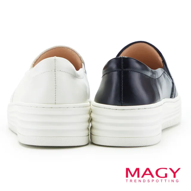 【MAGY】全真皮素面菱格壓紋厚底休閒鞋(白色)