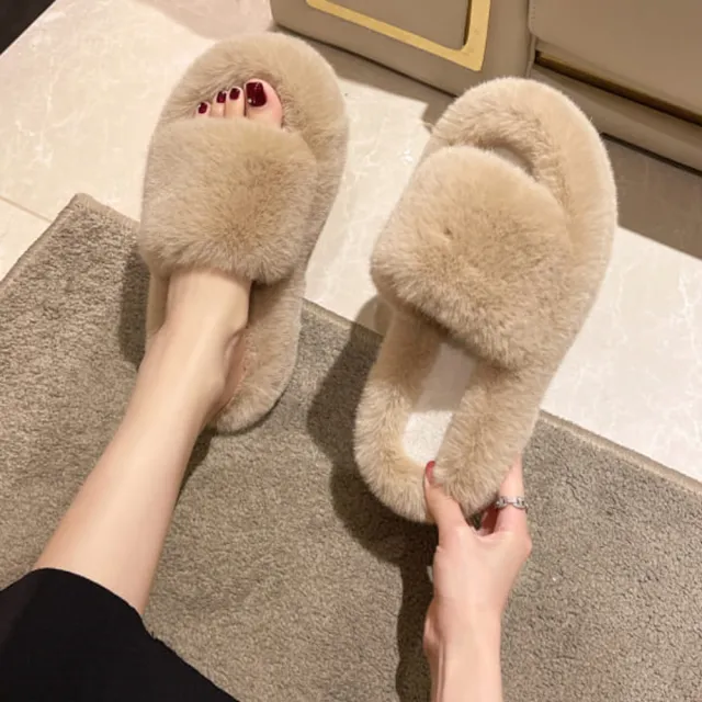 【baibeauty 白鳥麗子】日系素面一字帶毛毛厚底拖鞋(35-41全尺碼 居家外出兩穿)