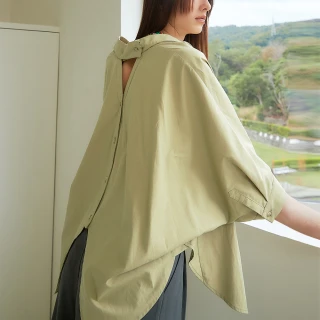 【OUWEY 歐薇】時尚寬鬆蝙蝠袖後背鏤空外套(卡其色；S-M；3232164058)