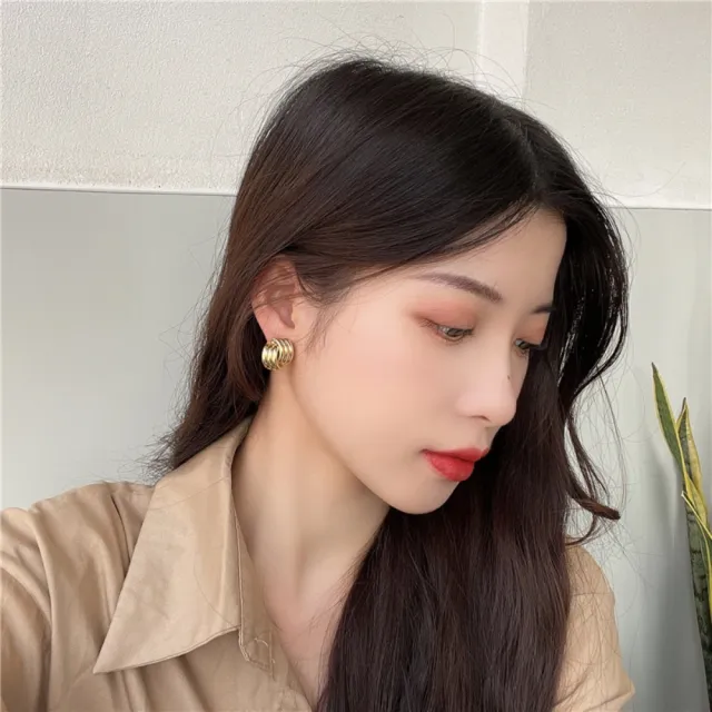 【INES】韓國設計S925銀針時尚金屬交錯線條造型耳環(S925銀針耳環 金屬耳環 線條耳環)
