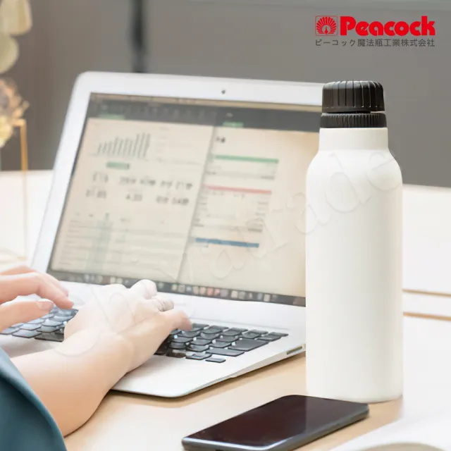 【Peacock 日本孔雀】氣泡水 汽水 碳酸飲料 專用 316不鏽鋼保溫杯800ML-磨砂黑(抗菌加工)(保溫瓶)