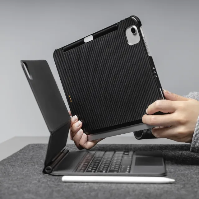 【MAGEASY】iPad Pro 12.9 CITICOVER  磁吸保護殼-碳纖黑(支援巧控鍵盤)