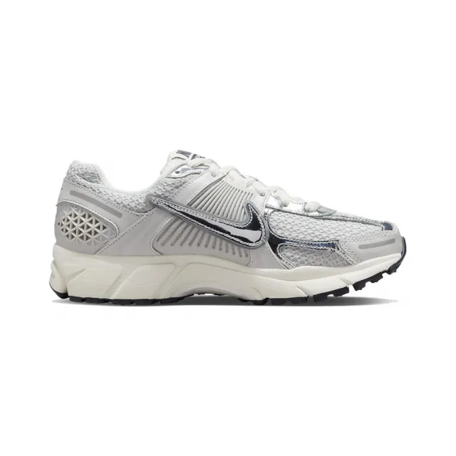 【NIKE 耐吉】Nike Zoom Vomero 5 Photon Dust Metallic Silver 白銀 慢跑鞋 FD0884-025