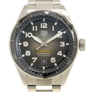 【TAG HEUER 豪雅】AUTAVIA 復古自動上鍊款x棕色x42mm(WBE5114.EB0173)