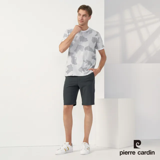 【pierre cardin 皮爾卡登】商務休閒 男款 彈性平口休閒短褲-墨綠色(5237962-48)