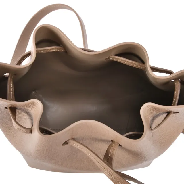 【MANSUR GAVRIEL】防刮皮革斜背MINI MINI水桶包(卡其色)