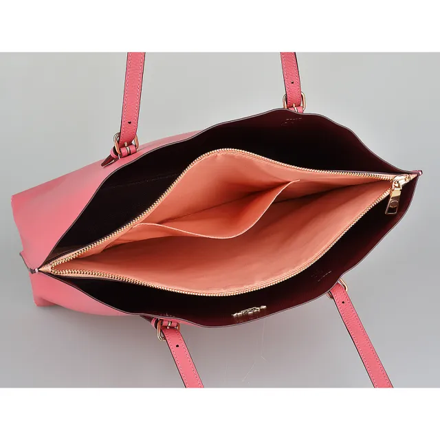 【COACH】COACH MOLLIE金字LOGO荔枝紋牛皮肩背包(太妃糖粉x粉橘)
