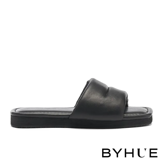 【BYHUE】隨興慵懶澎軟寬帶羊皮軟芯厚底拖鞋(黑)
