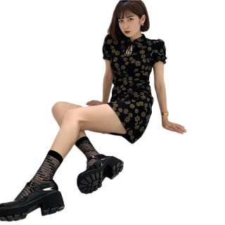 【OT SHOP】短節條紋透膚玻璃絲襪M1235(襪子 水晶襪 黑白色系)