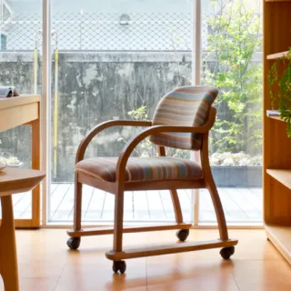 【有情門】STRAUSS 柏克萊扶手椅-附輪-座高47.5(製作期2-3週/實木/MIT/工作椅/電腦椅/休閒椅)