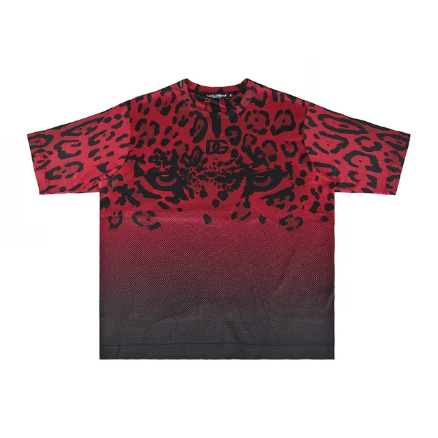 【DOLCE&GABBANA 杜嘉班納】D&G DOLCE&GABBANA HOT ANIMALIER黑字LOGO豹纹印花純棉短袖T恤(男款/紅x黑)