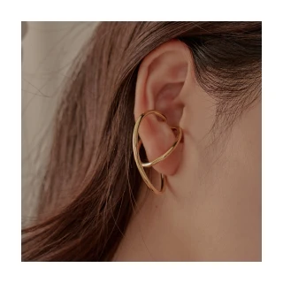 【OB 嚴選】時髦幾何圓圈金屬耳掛式耳環 《XA259》
