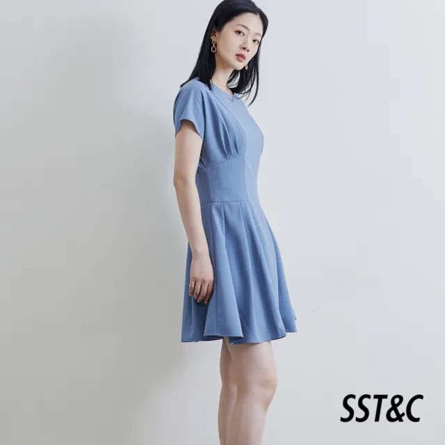 【SST&C 超值限定_CM】威尼斯藍圓領壓褶設計洋裝8562104002