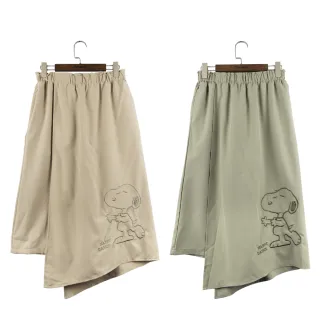 【SNOOPY 史努比】史努比跳舞造型斜切褲裙(綠/卡其)