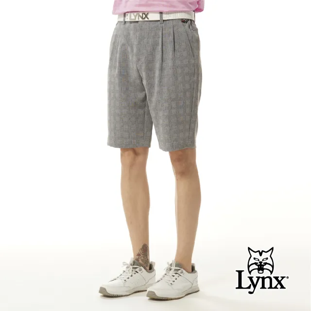 【Lynx Golf】男款日本進口布料彈性涼感機能經典格紋左右兩側鬆緊帶設計雙折休閒短褲(二色)