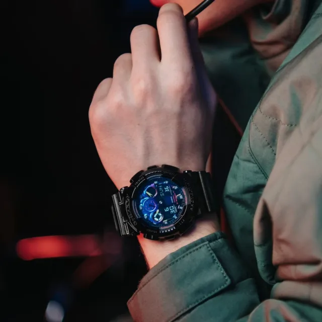 【CASIO 卡西歐】G-SHOCK虛擬彩虹系列 多彩光譜電子錶(GA-100RGB-1A)