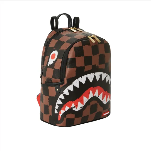 【SPRAYGROUND】SHARKS IN PARIS 格紋塗鴉鯊魚後背包(棕色)